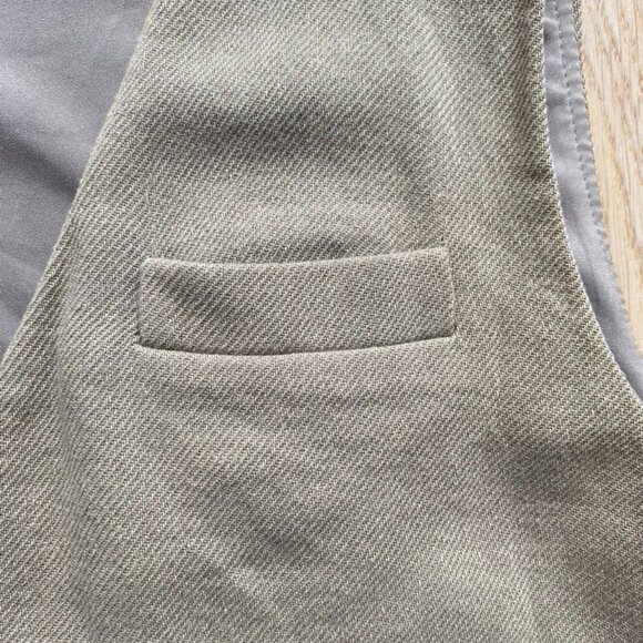 Oak + Fort Linen Blend Suiting Vest - Picture 5 of 5